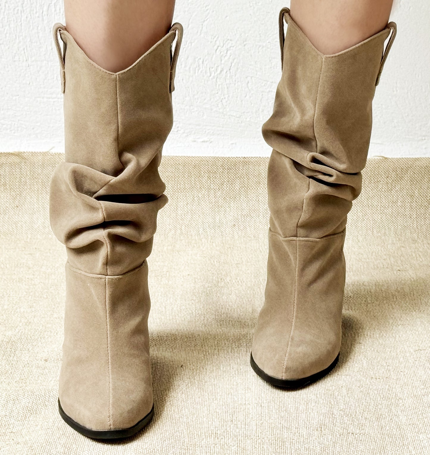 Mod 7799 Bota Slouchy Carnaza Arena