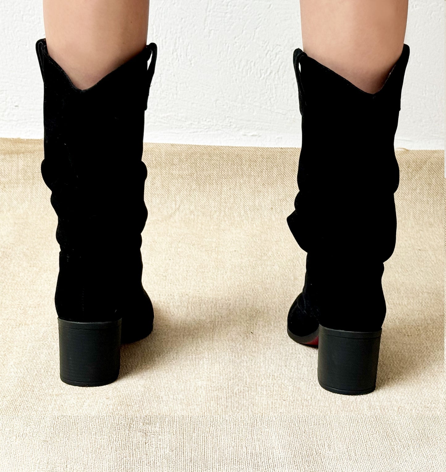 Mod 7799 Bota Slouchy Carnaza Negra