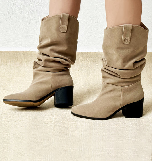 Mod 7799 Bota Slouchy Carnaza Arena