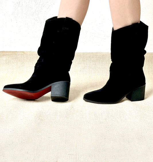 Mod 7799 Bota Slouchy Carnaza Negra