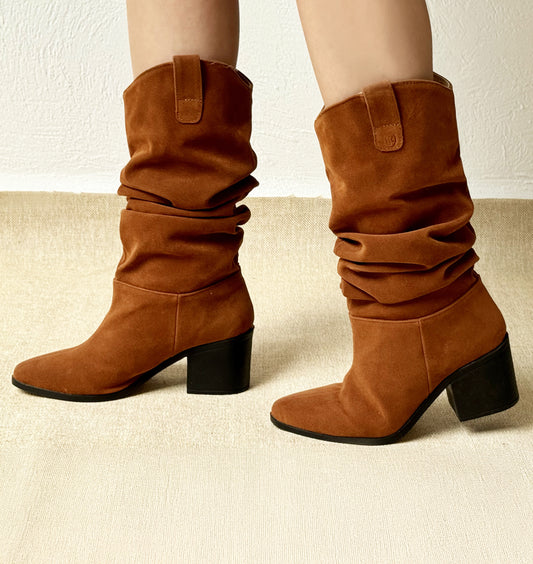 Mod 7799 Bota Slouchy Carnaza Cognac